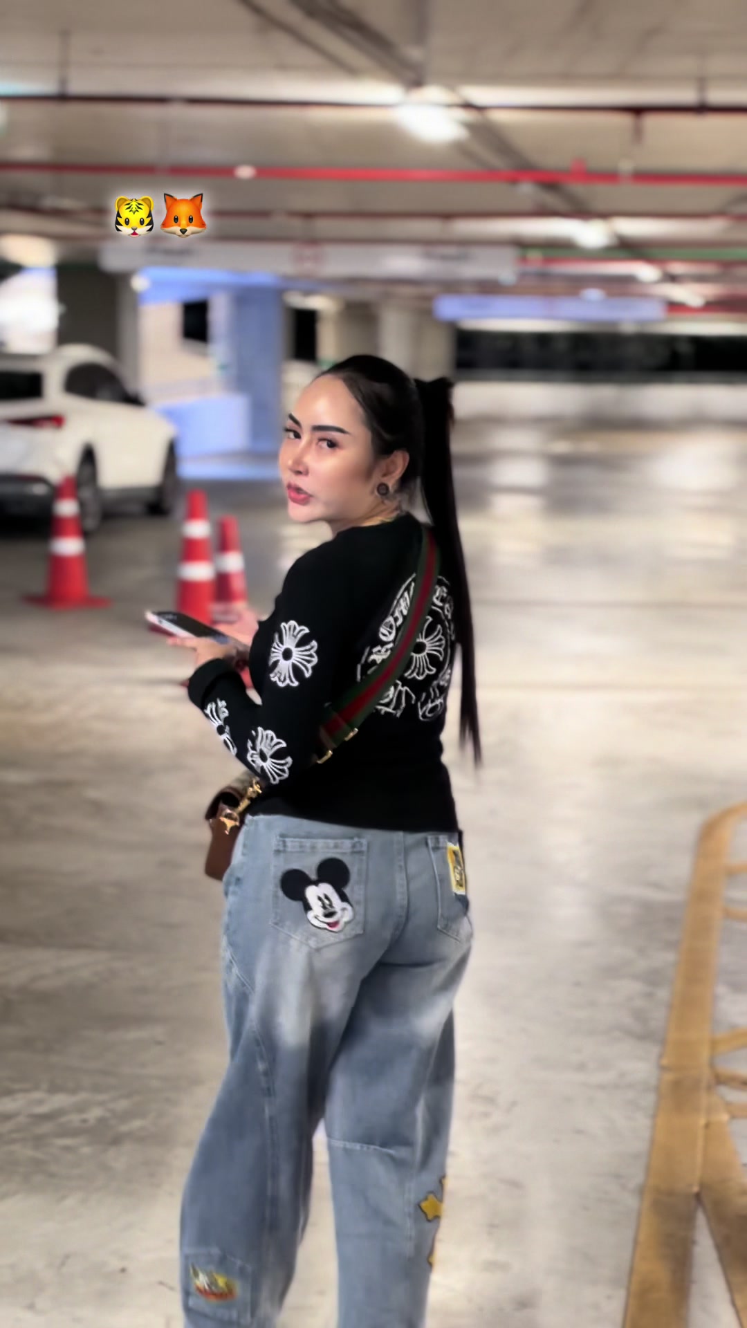 @จุไรพร ศรีนิล