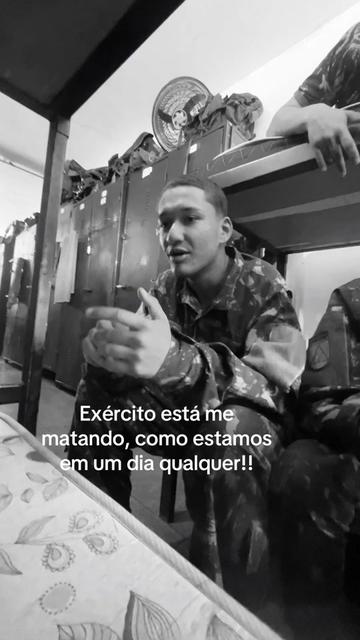 @Um algu&eacute;m a&iacute;