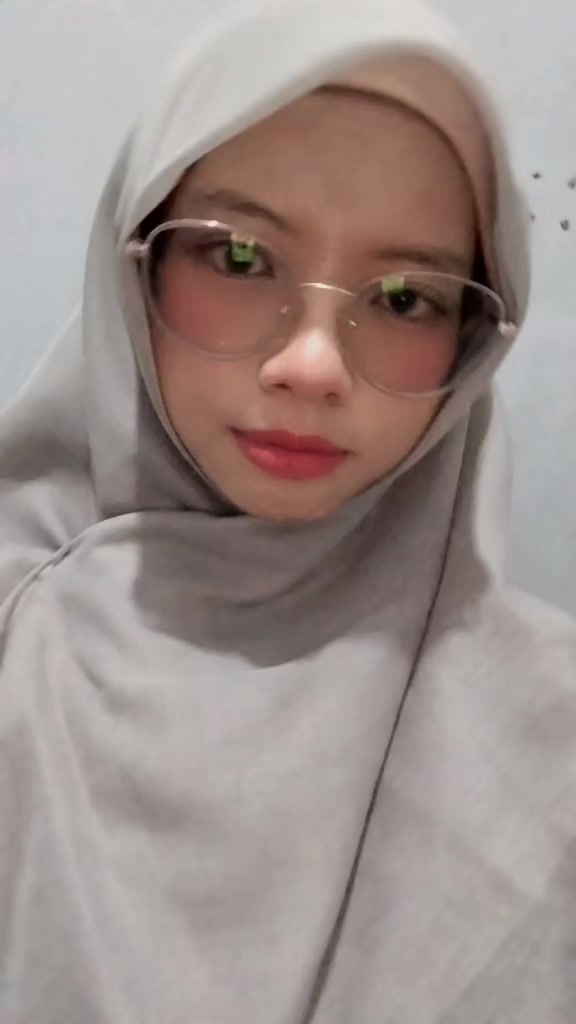 @LoveieDewy
