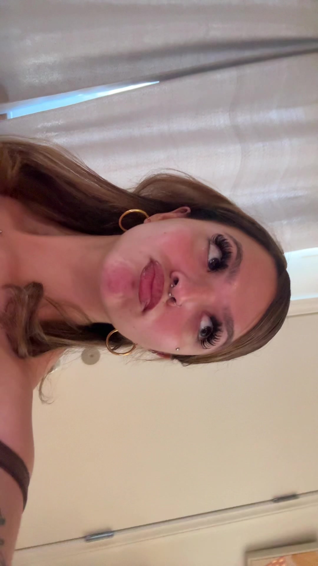 @daniella