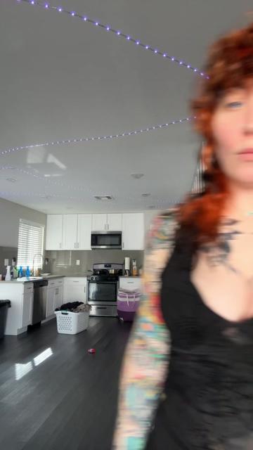 @lainabearknee
