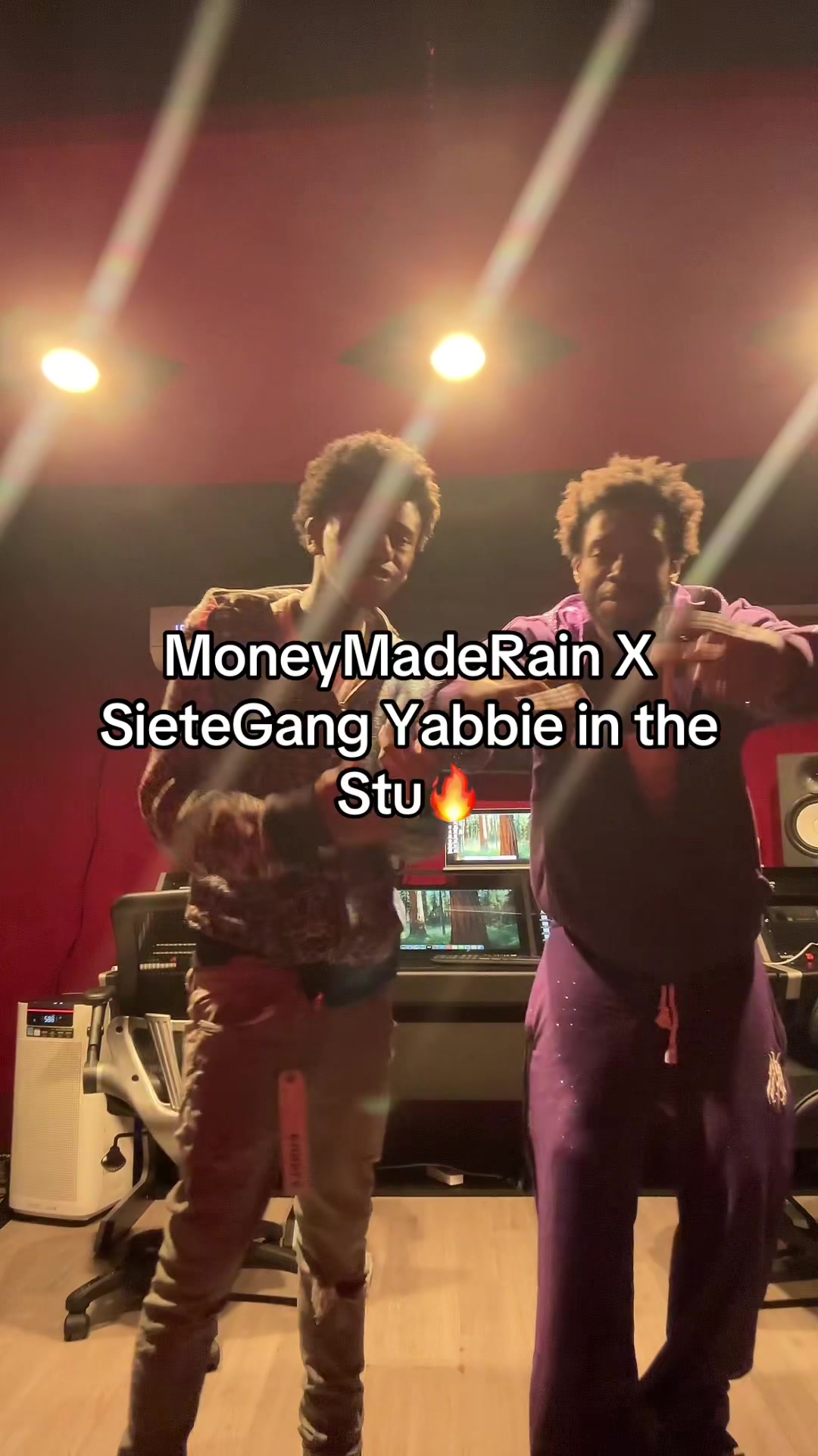 @MoneyMadeRain♛