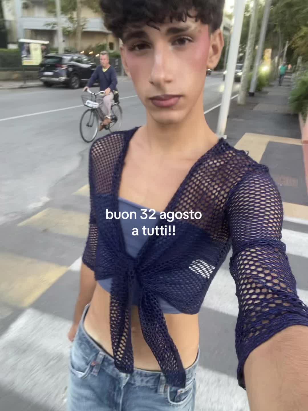 @t.tom009
