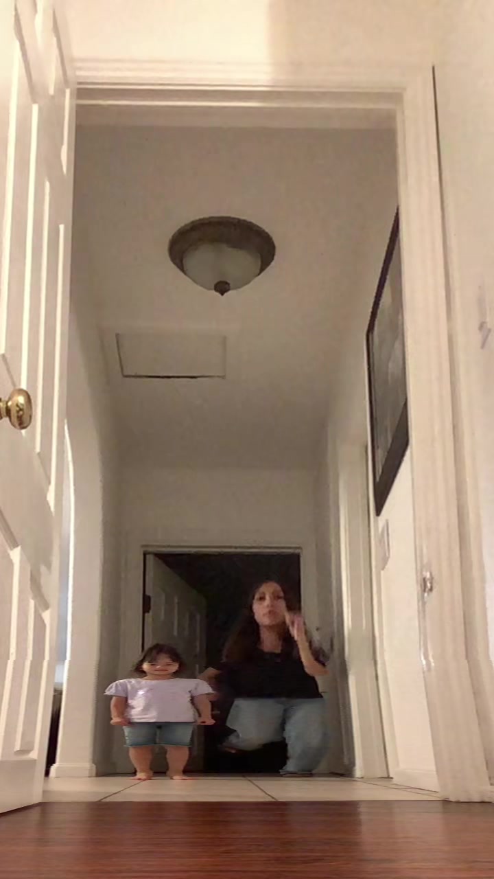 @❦