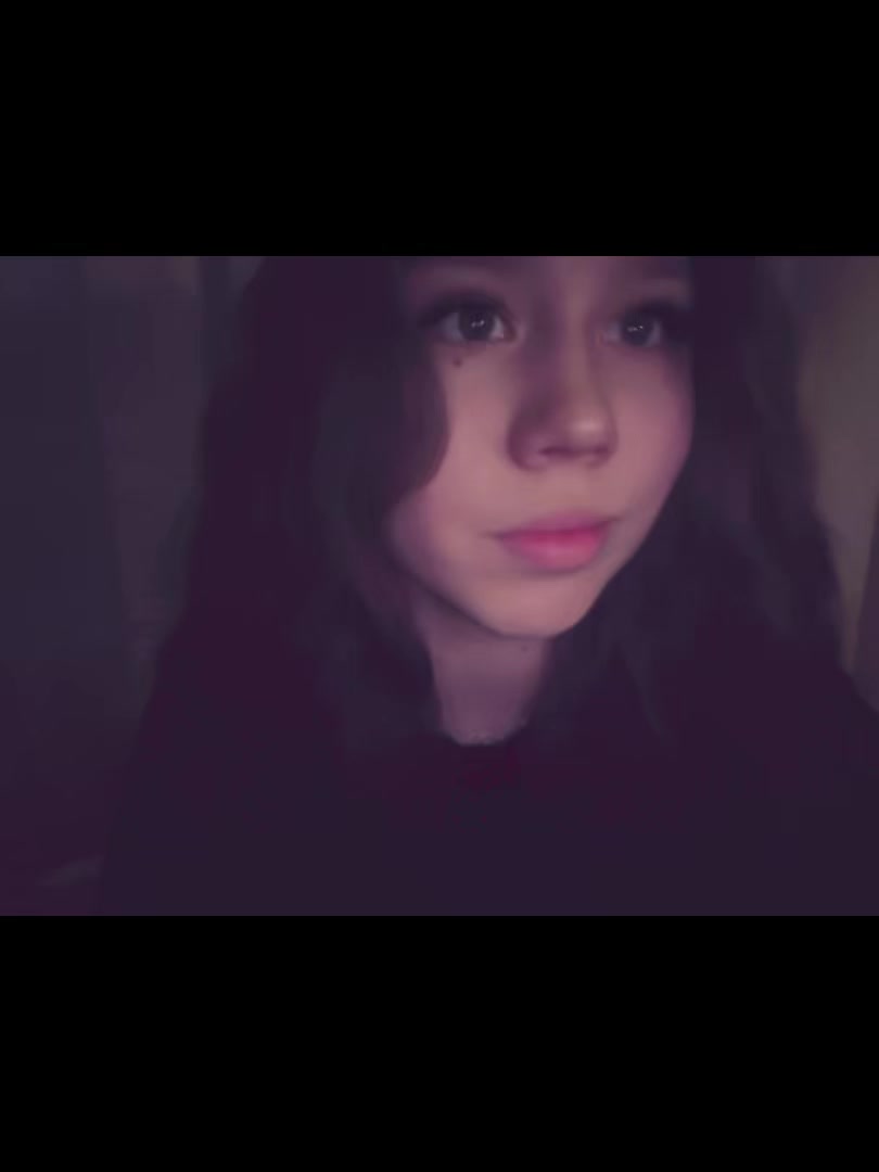@🙇🏻&zwj;♀️