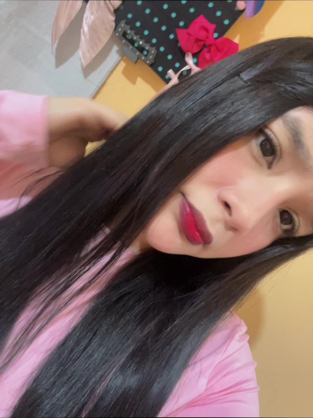 @lizlives._