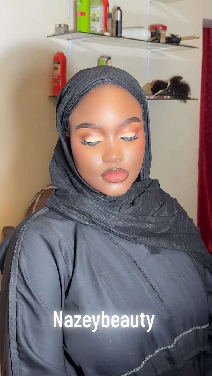 @Nazeybeauty ✨💄