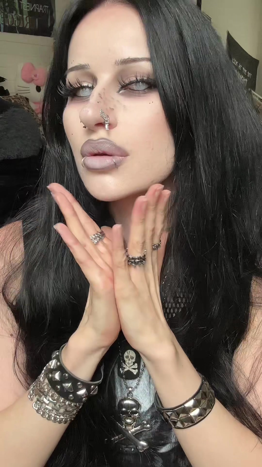 @evamabar
