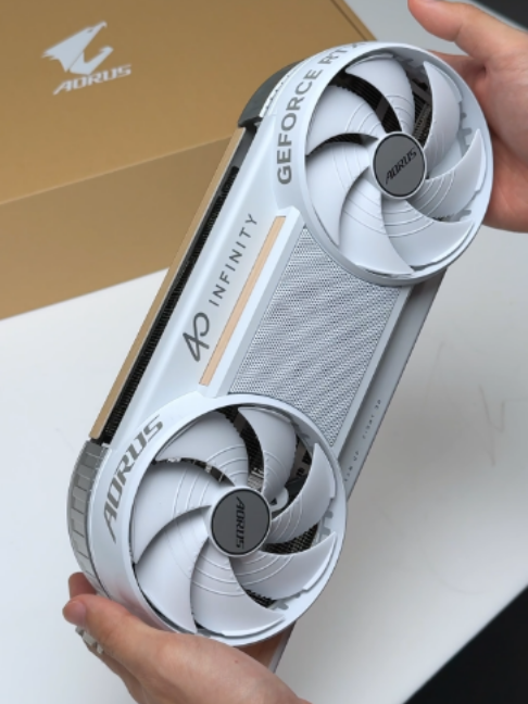 @AORUS