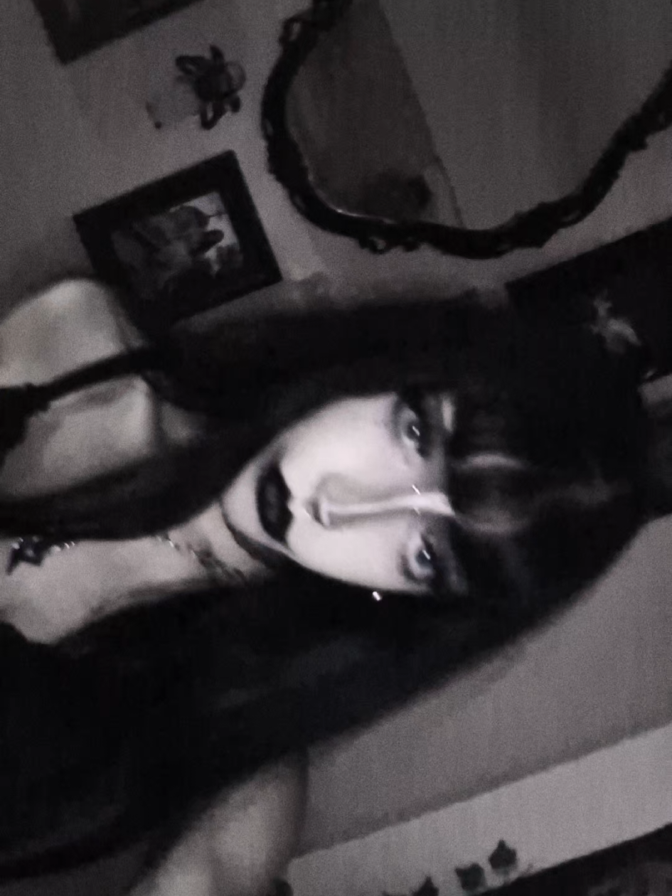 @*✧+*.𝐸𝑚𝑦.*+✧*
