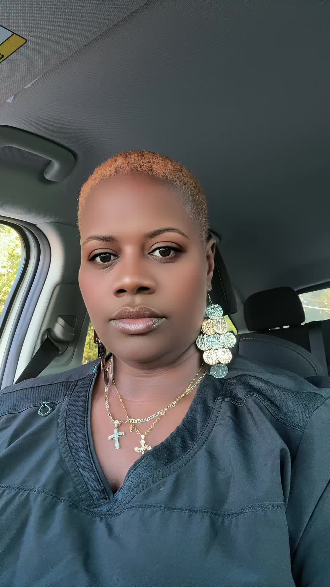 @LadyVina