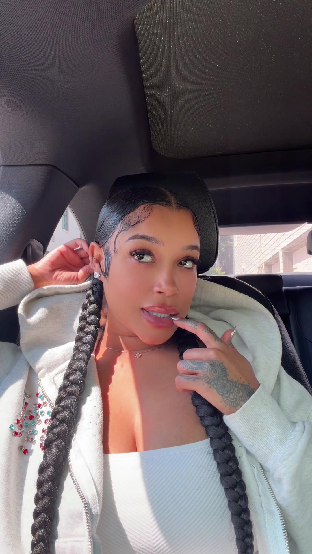 @Maia Aniya