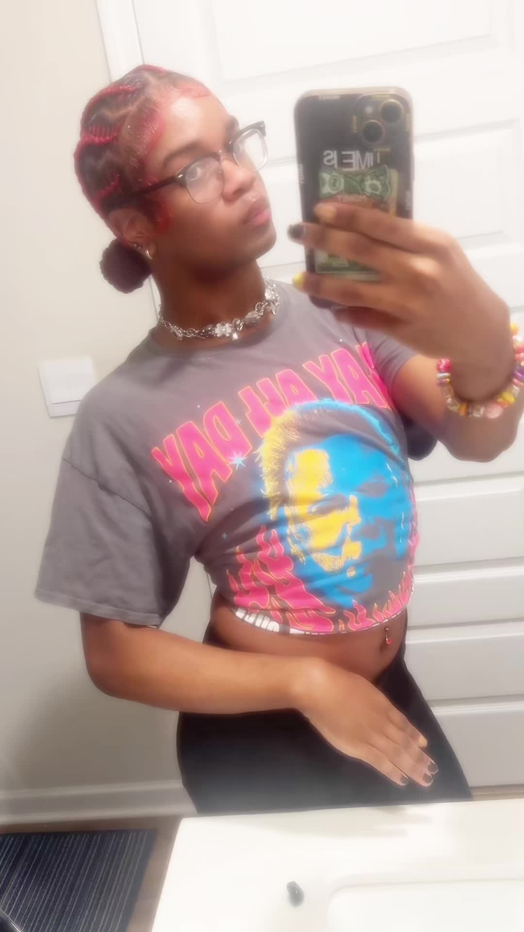 @Badshi®️