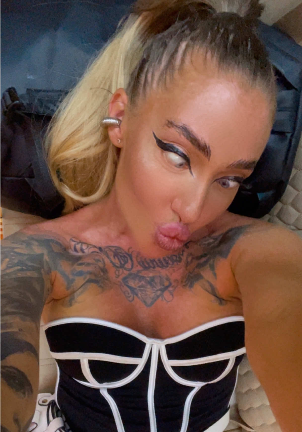 @Tata_Matata_