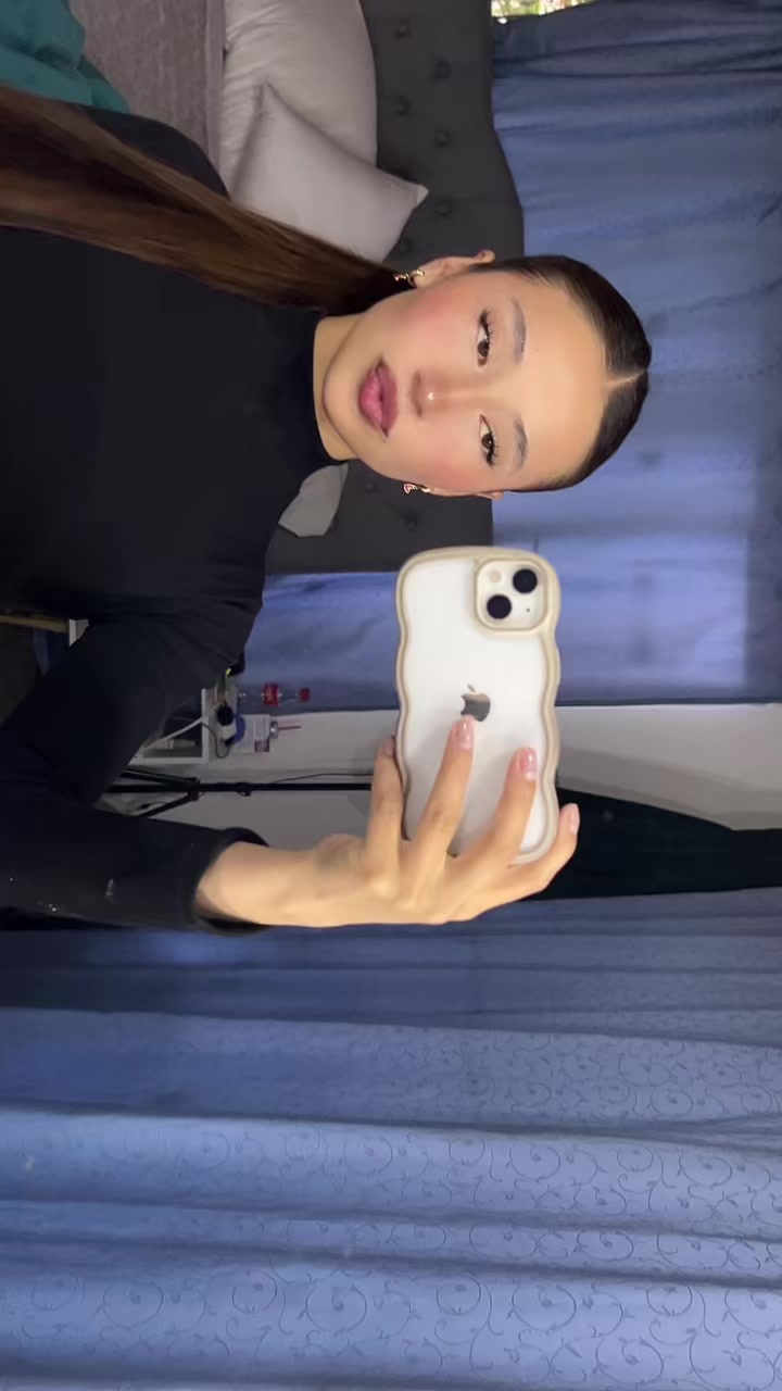 @๐๐ง๐ ๐ข๐ ๐๐๐ง๐๐ฌ๐ โจ