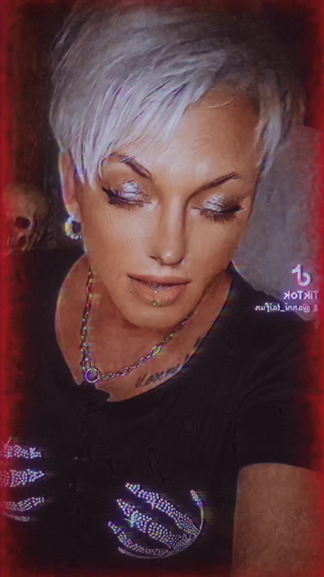 @🦋😈miss_harmlos👿🦋