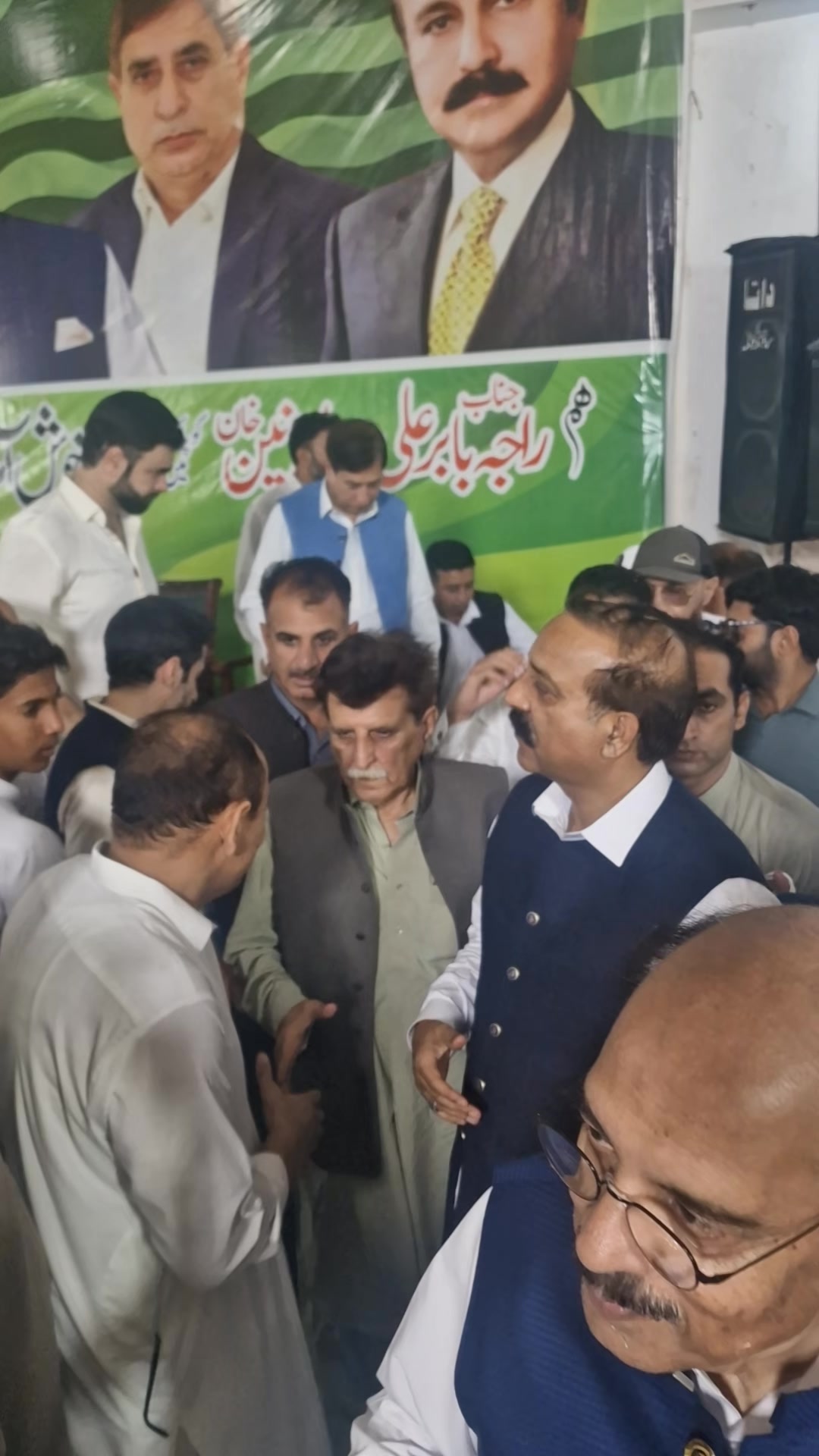 @shuJaa_Bhai