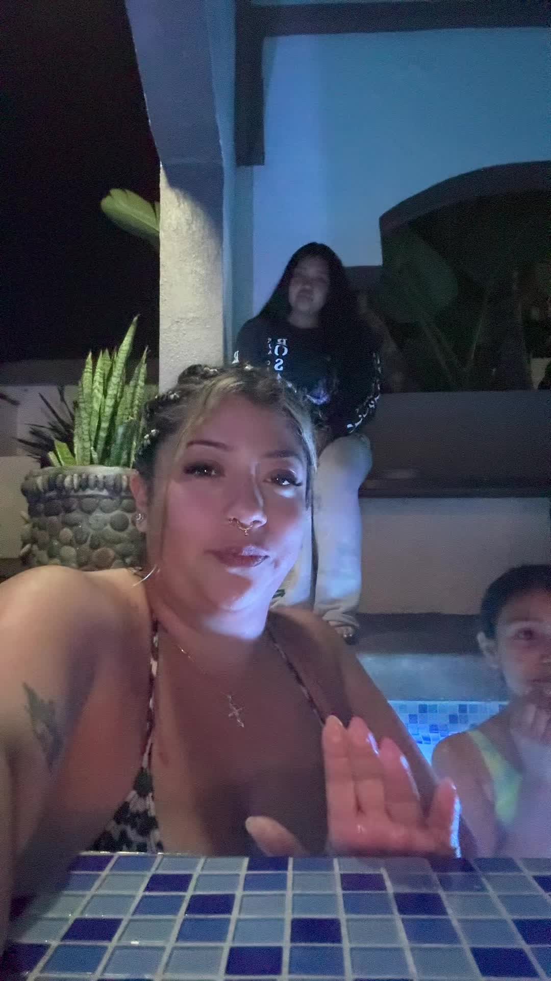 @Ellie ❤️&zwj;🔥