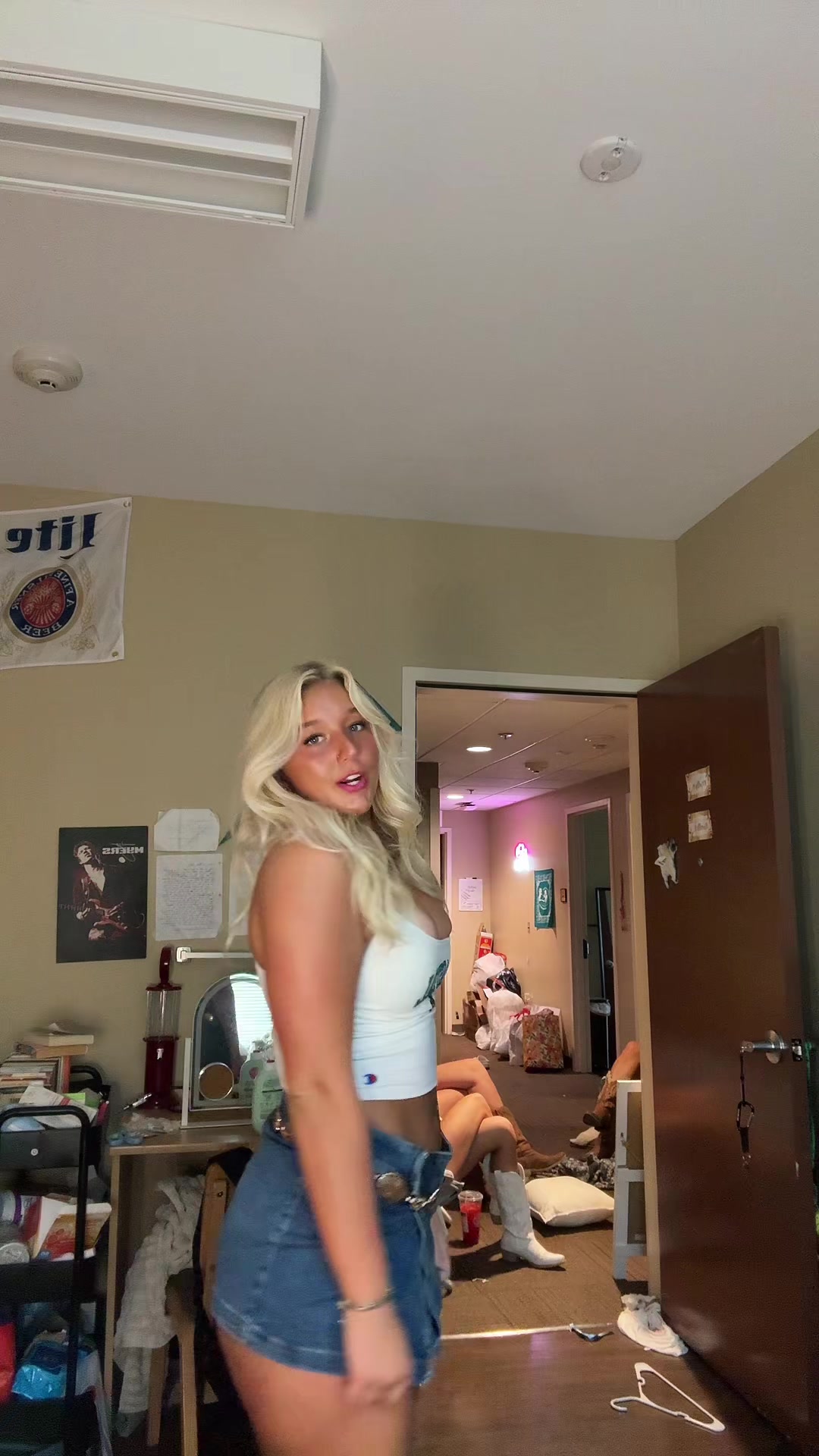 @Noelle