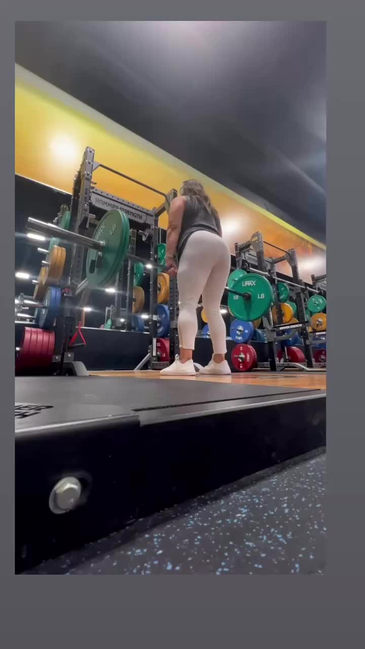 @Powerliftinggirl