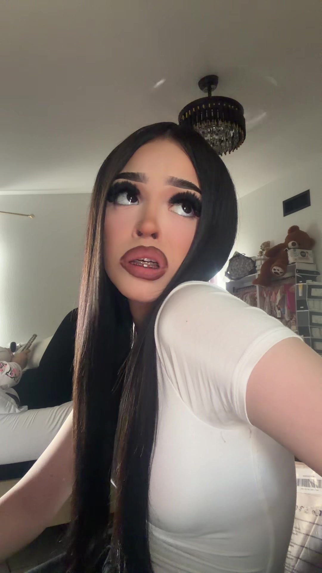 @Sujhey Jazmine