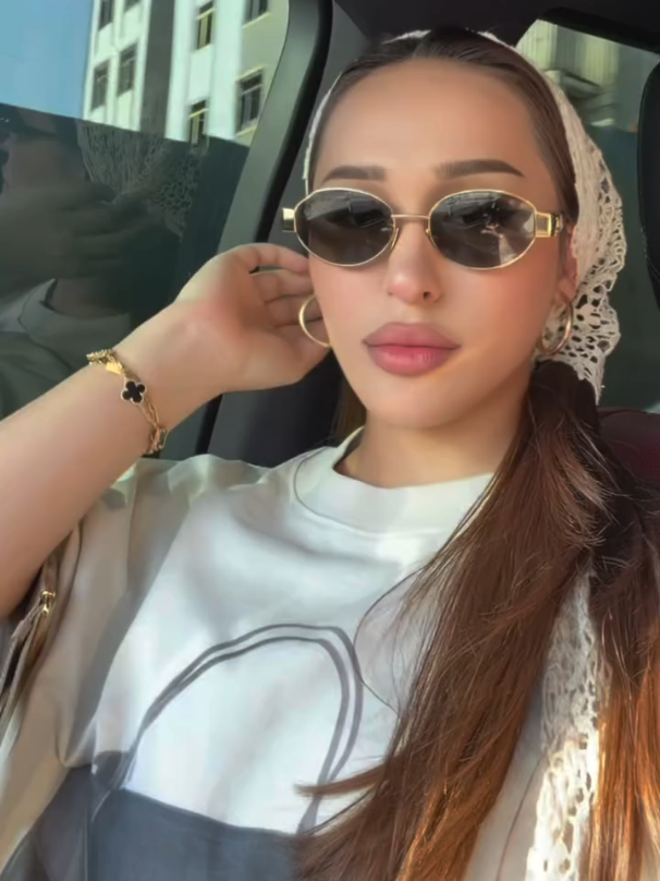 @Madina Aknazarova 🇹🇯