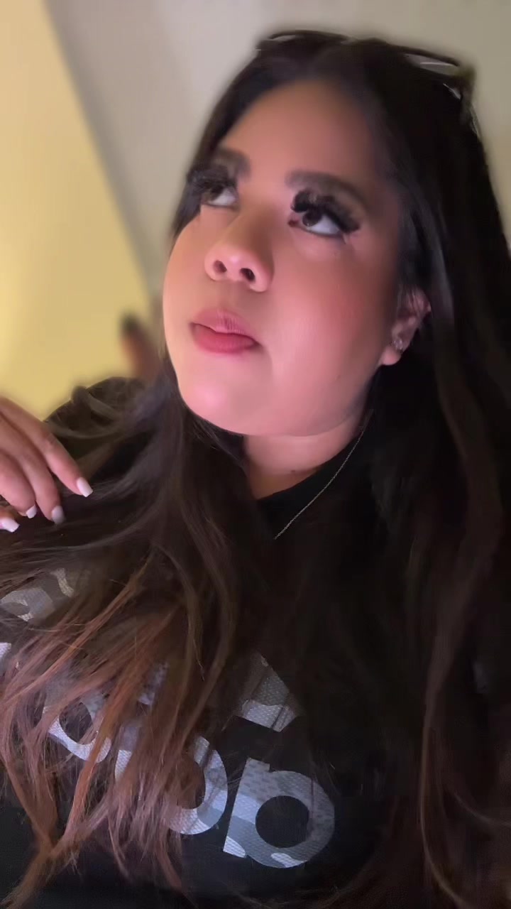 @Mayra Lucía🇭🇳