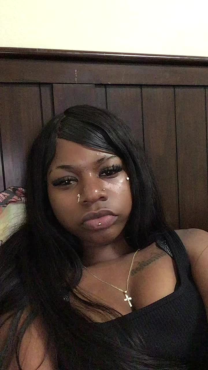 @￶