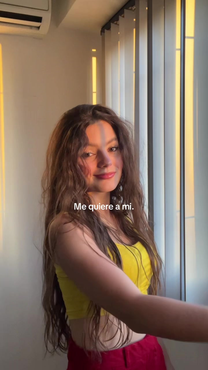 @Macarena