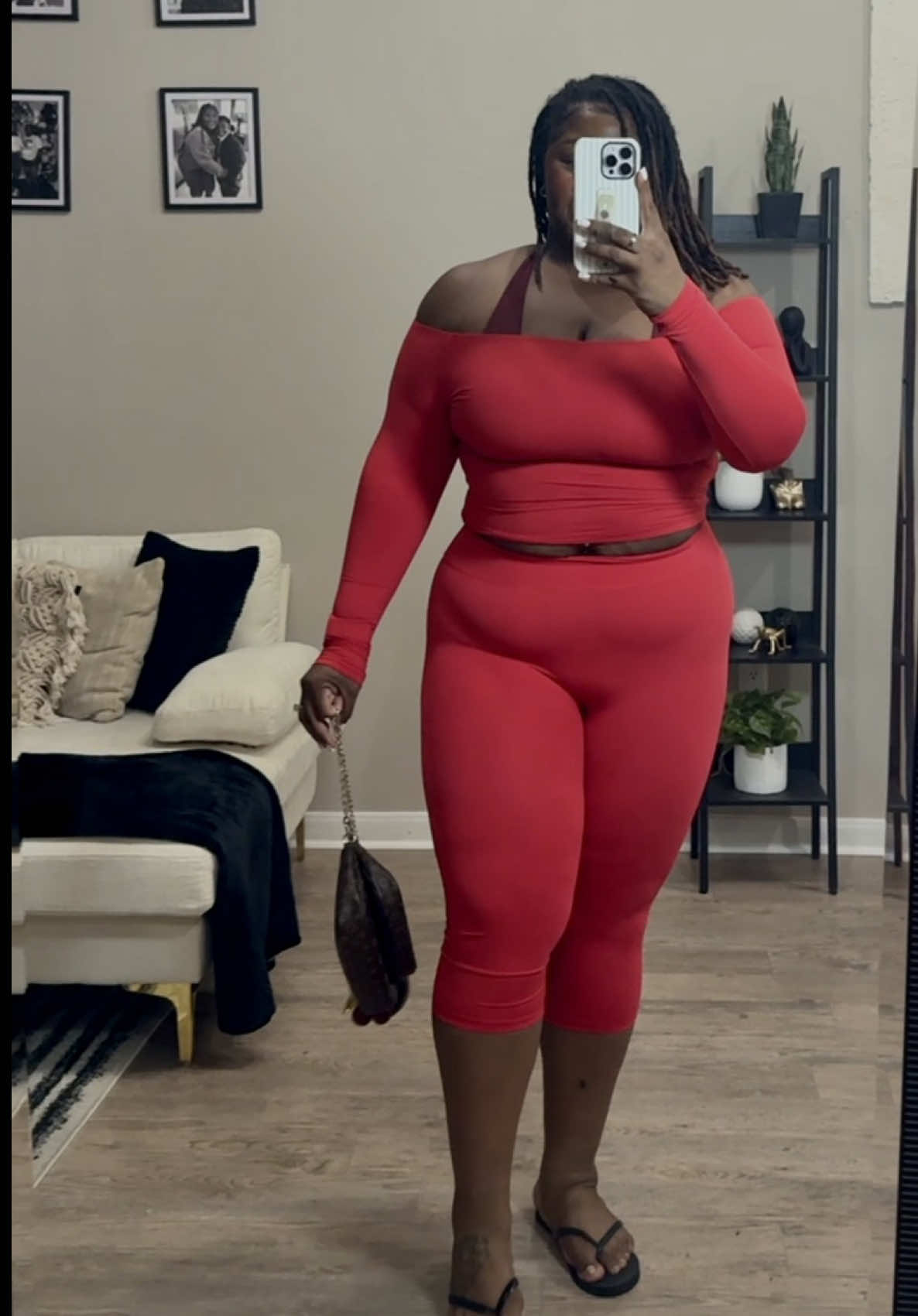 @chels.sobodied