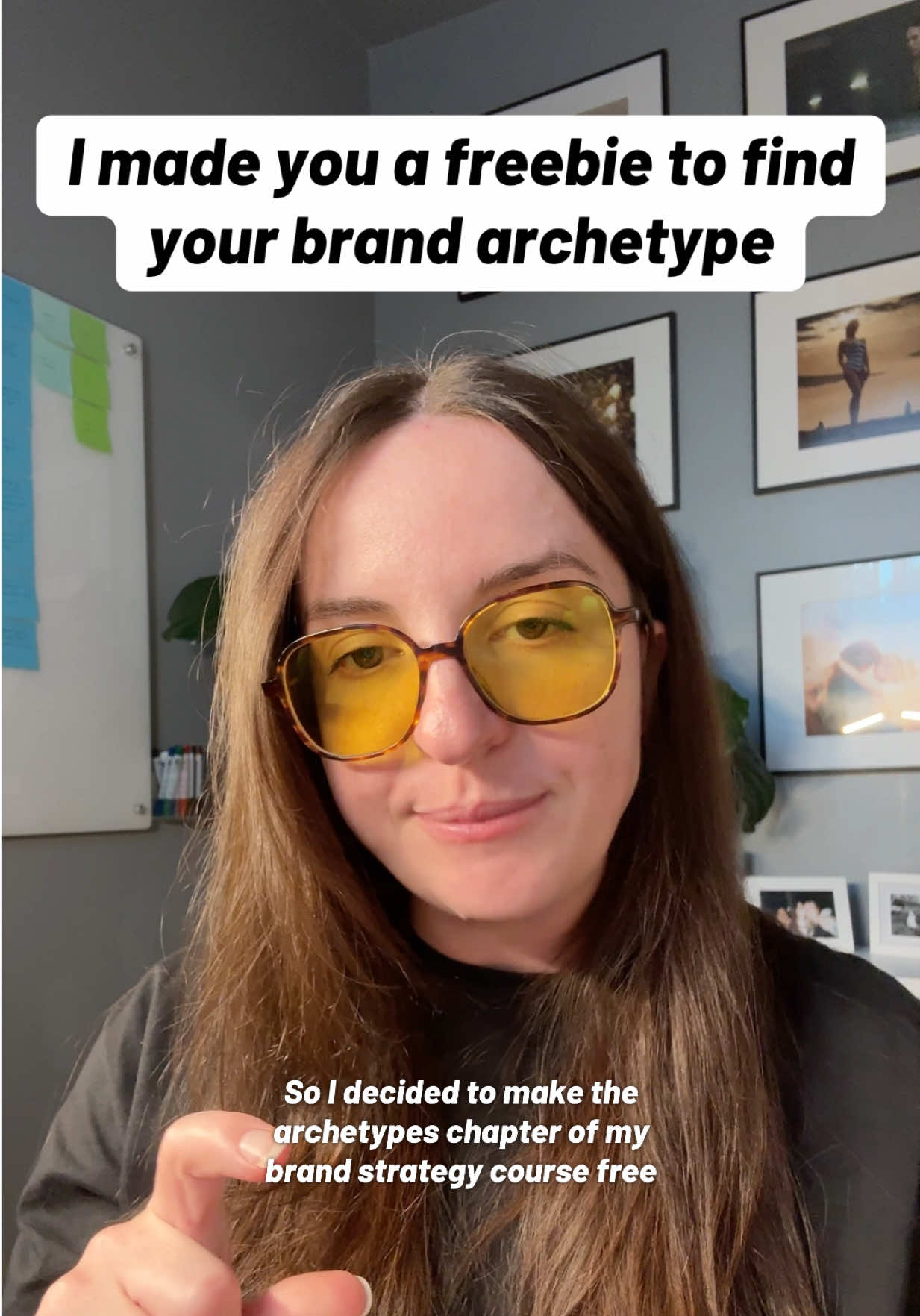@Anja | your brand strategist ✨