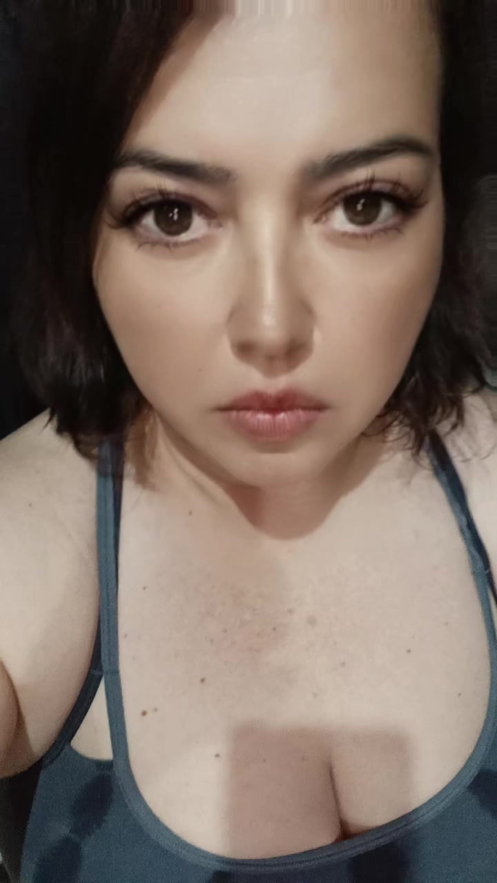 @lingerysexychic2
