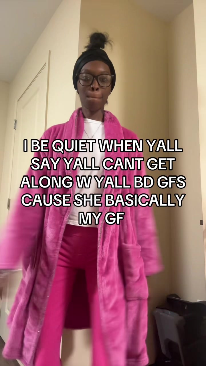 @therealmacariaa