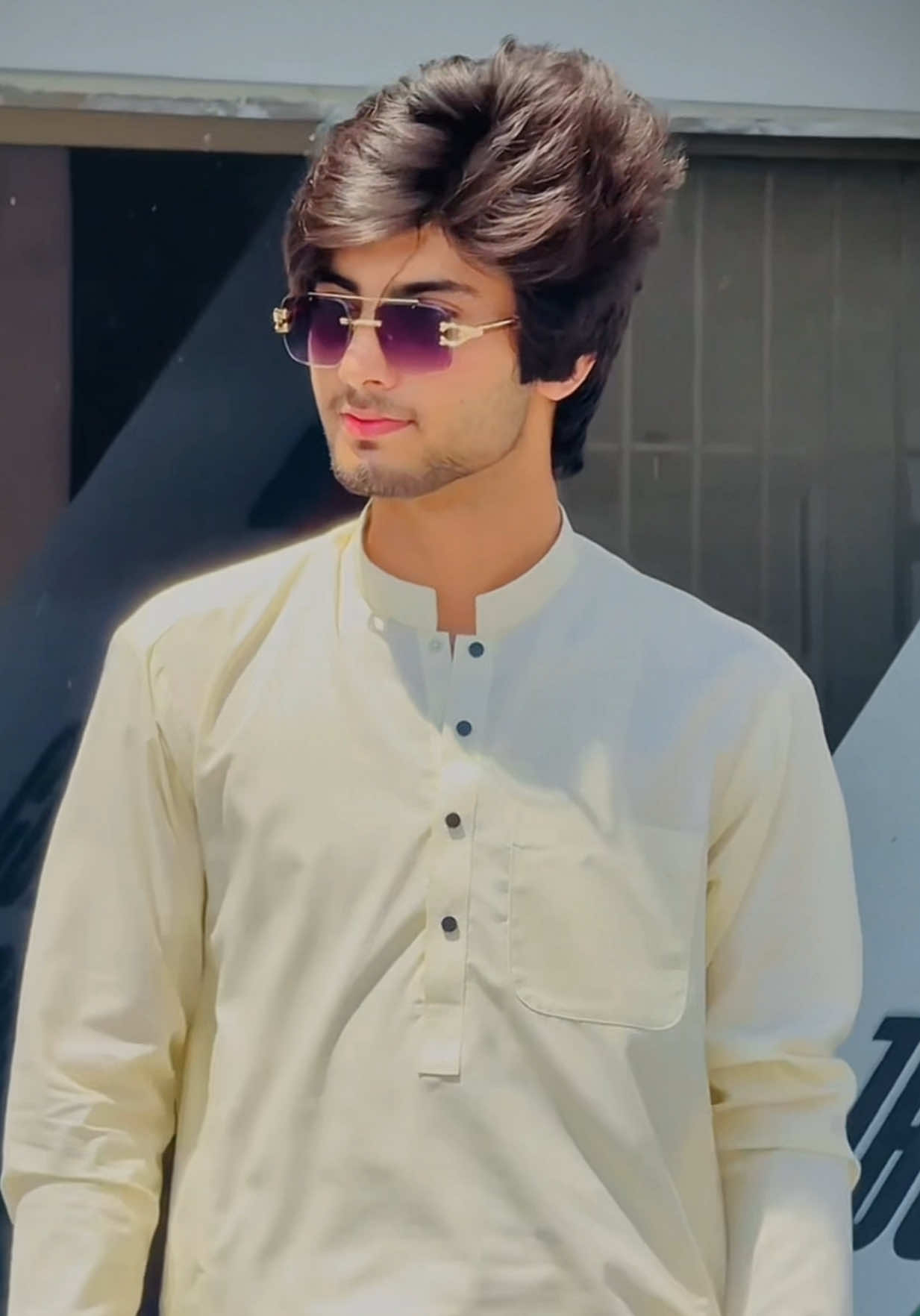 @Shahid_loyal2