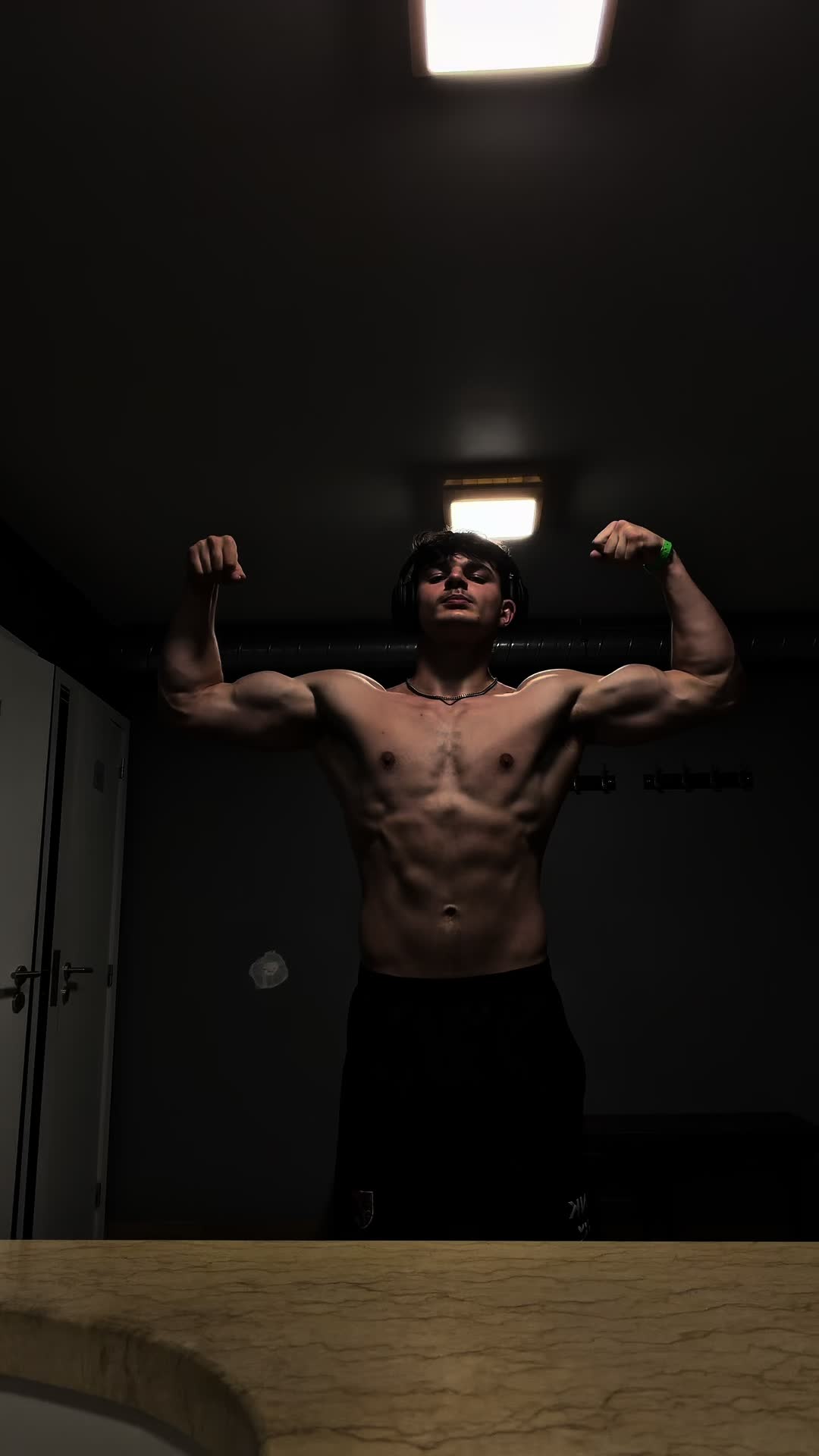 @toby_k09
