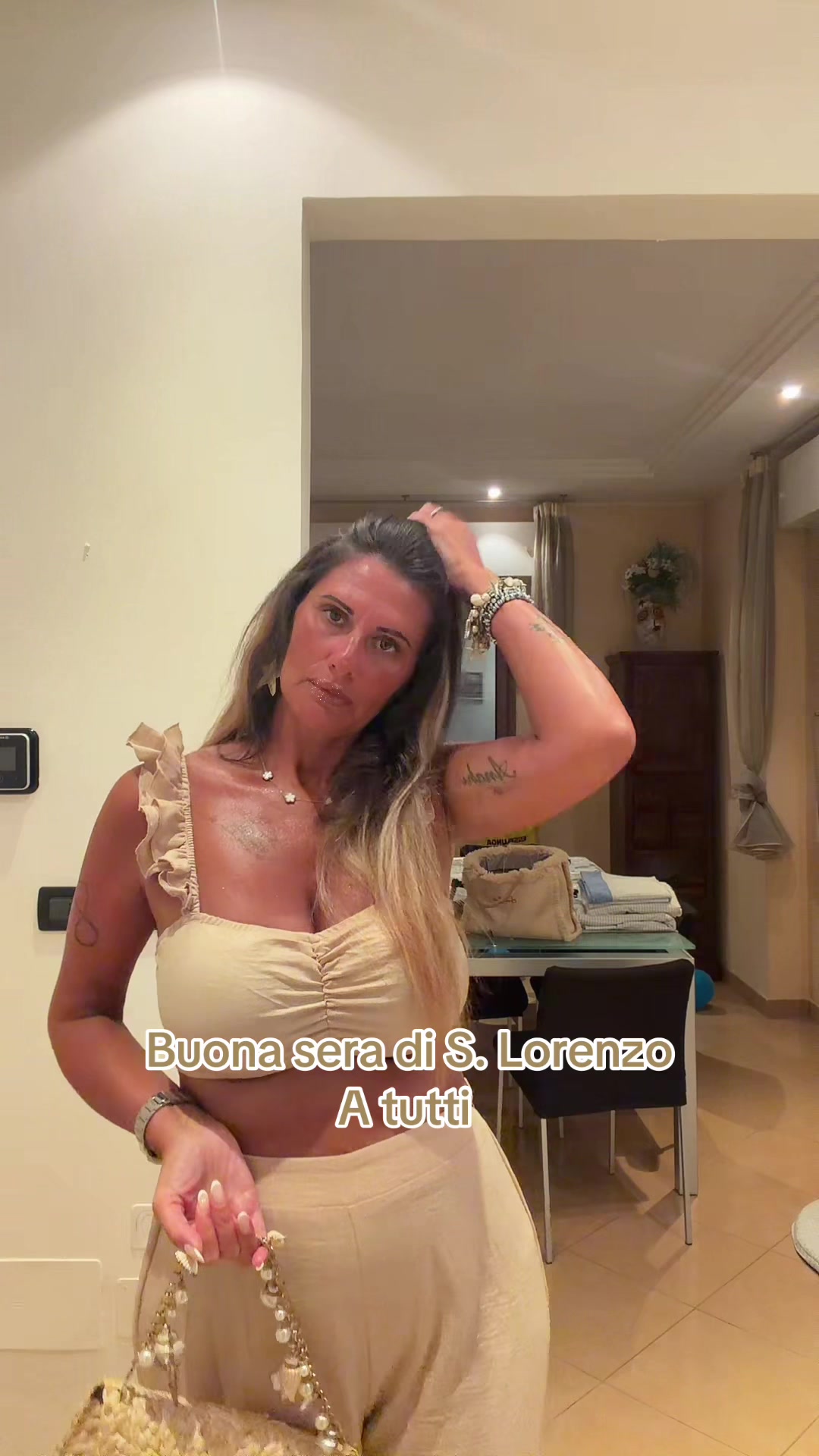 @Annabella