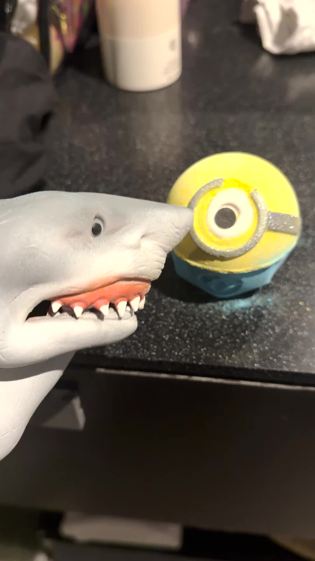 @the.shark.puppet