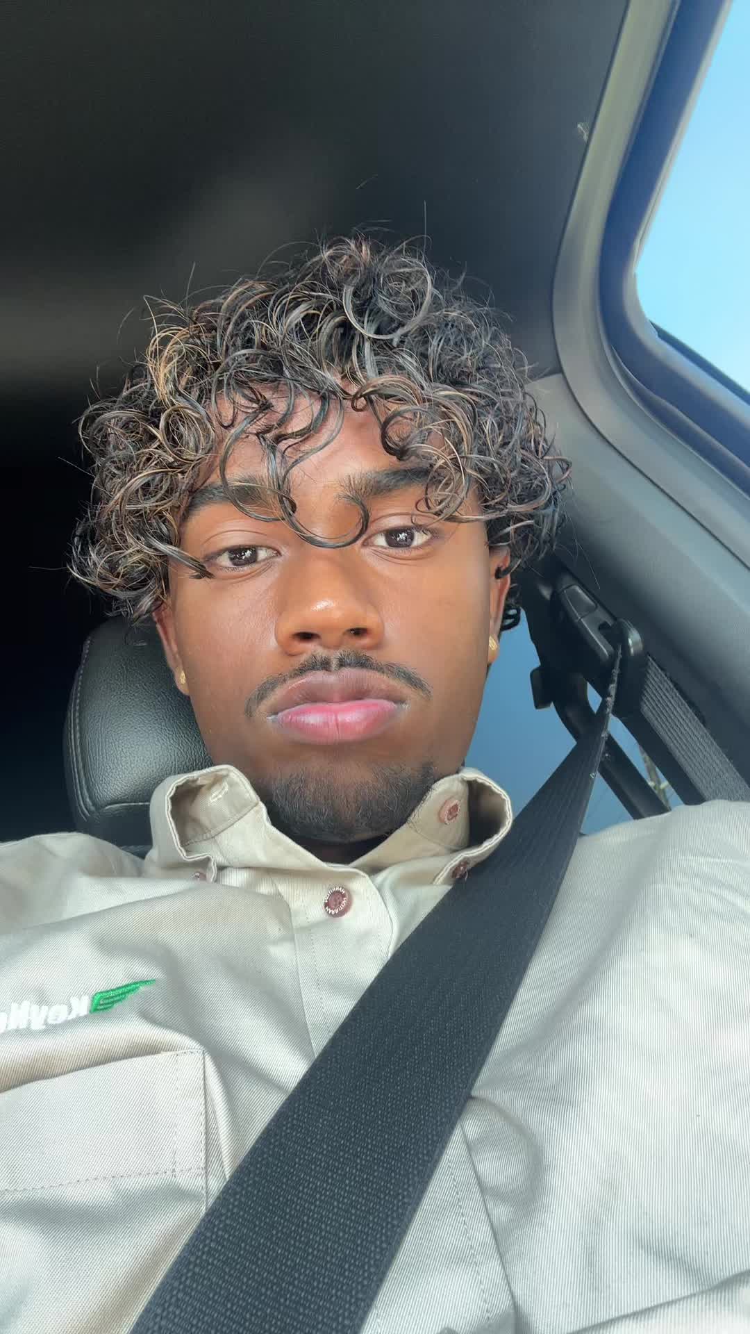 @iʞƨnɒ⑁ɟƎ