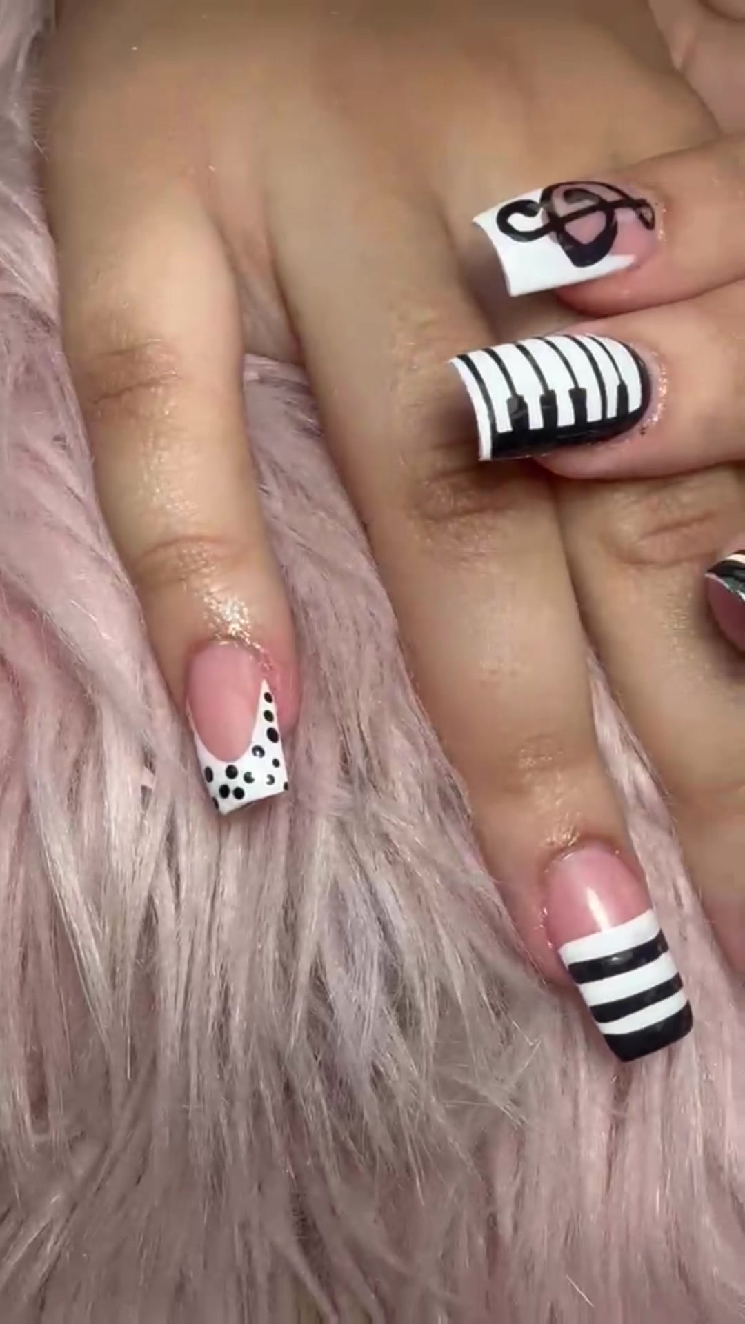 @ada_nails