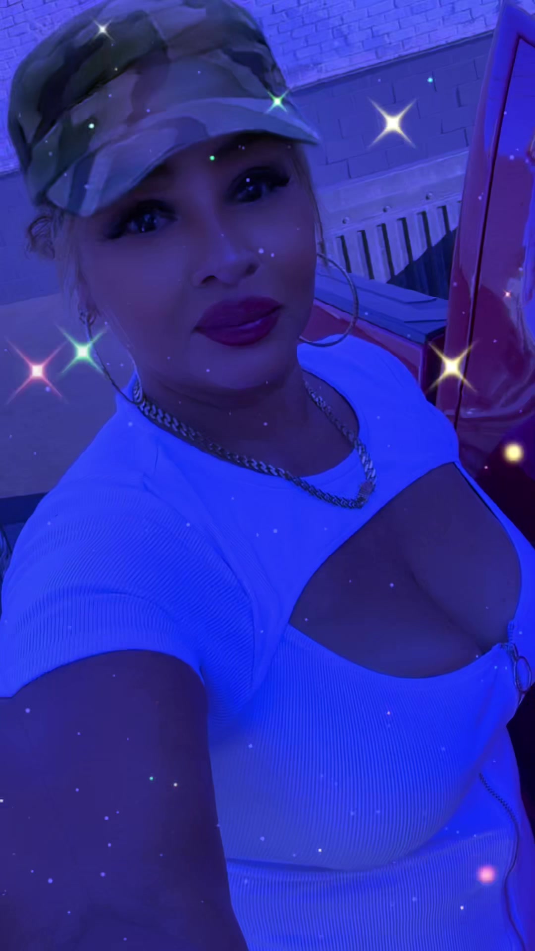 @Dora L