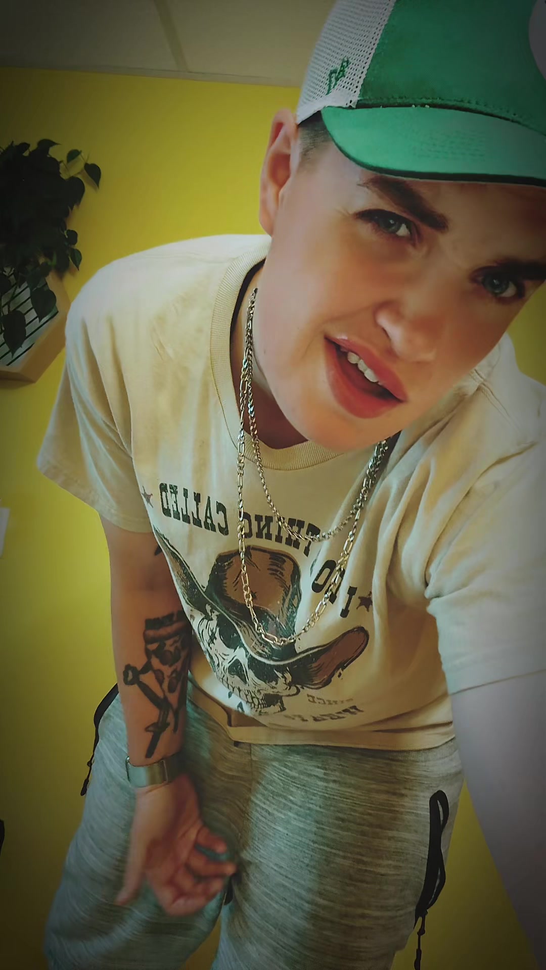 @PizzaNinja1997♑️