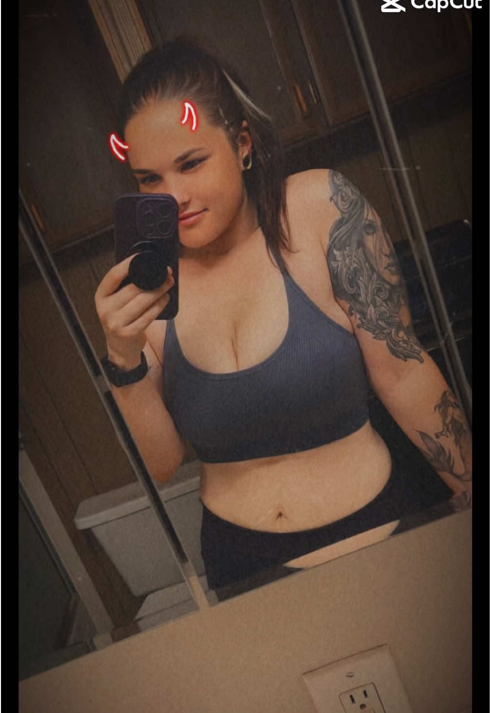 @Jess☠️👻🖤🦇