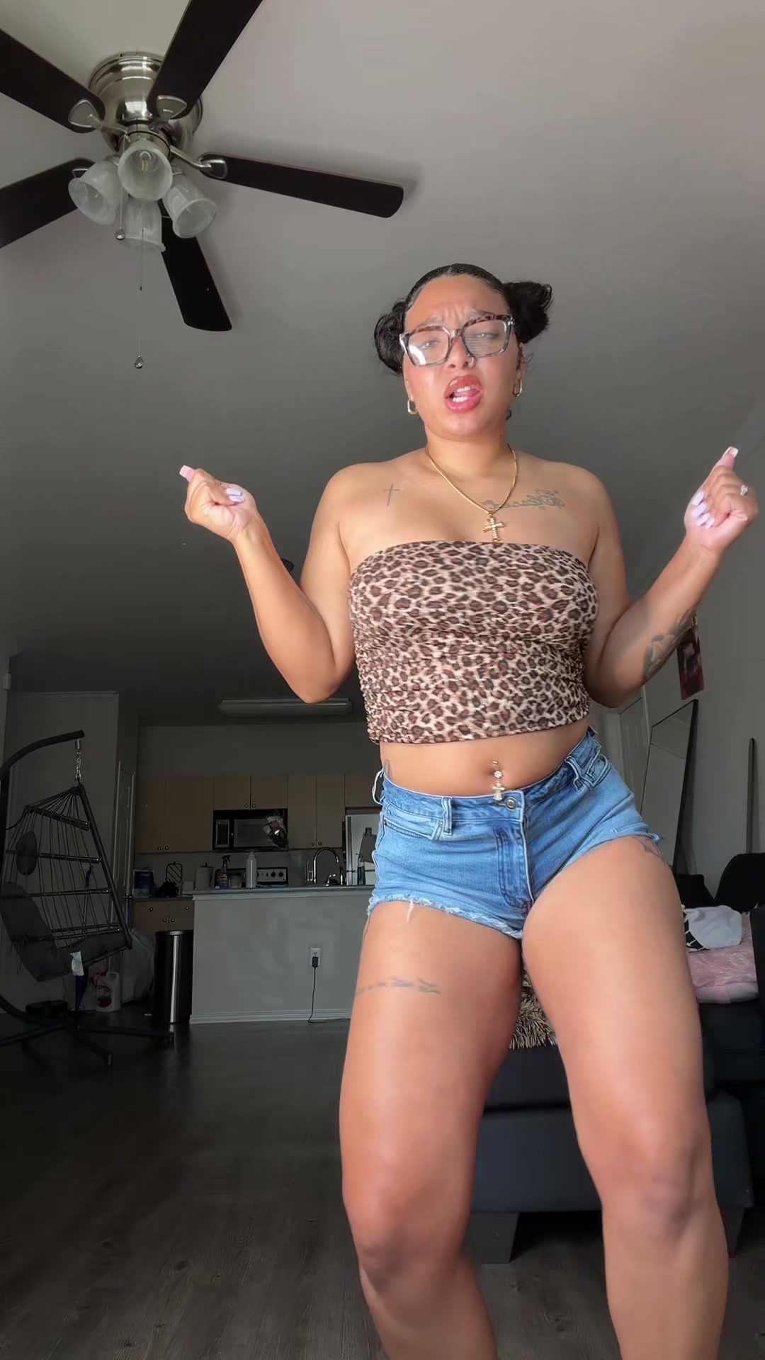 @simplyleeyaa