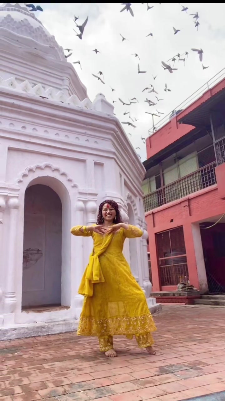 @MAYA Gurung 🌸🧿