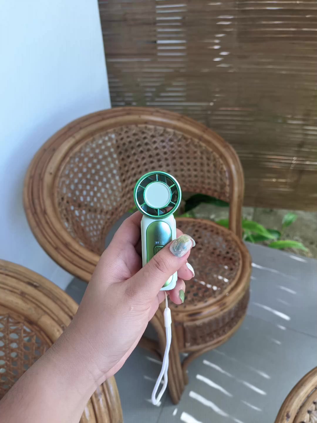@Blilshop