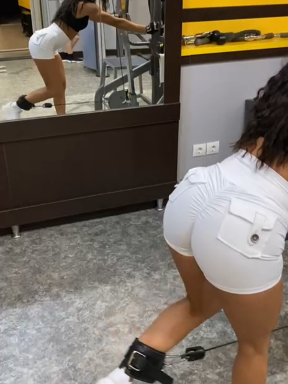 @Оленка _зміючка