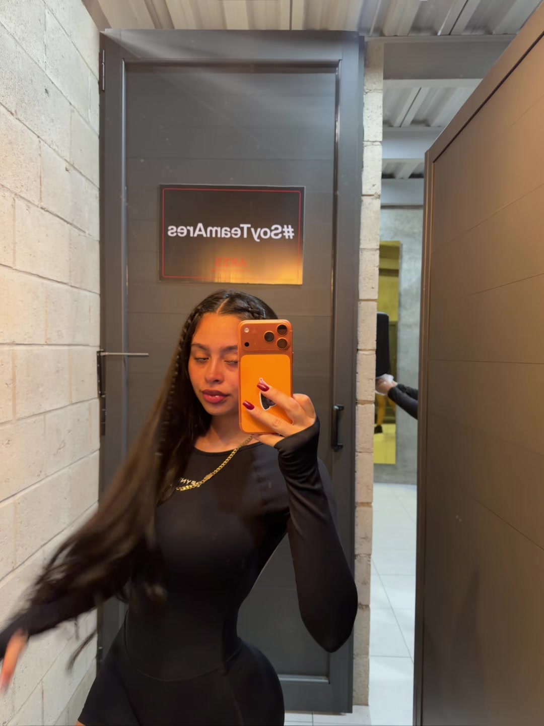 @Daniela_24