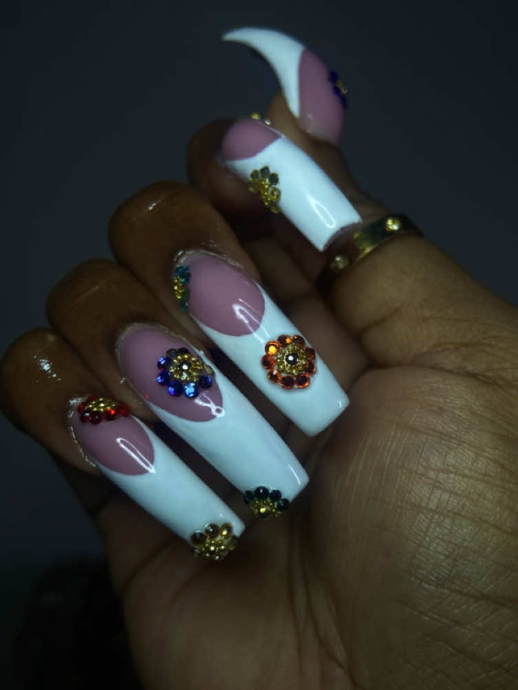 @Nailbossg