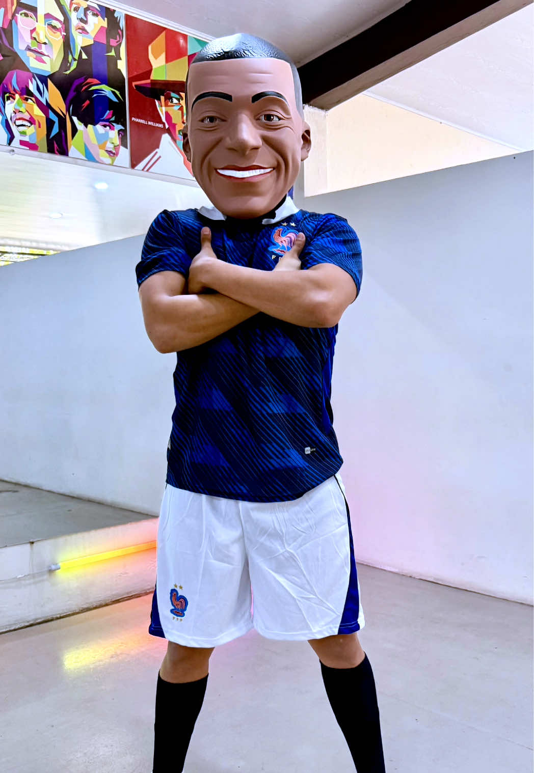 @🕺🏻Henry Urías 🇸🇻