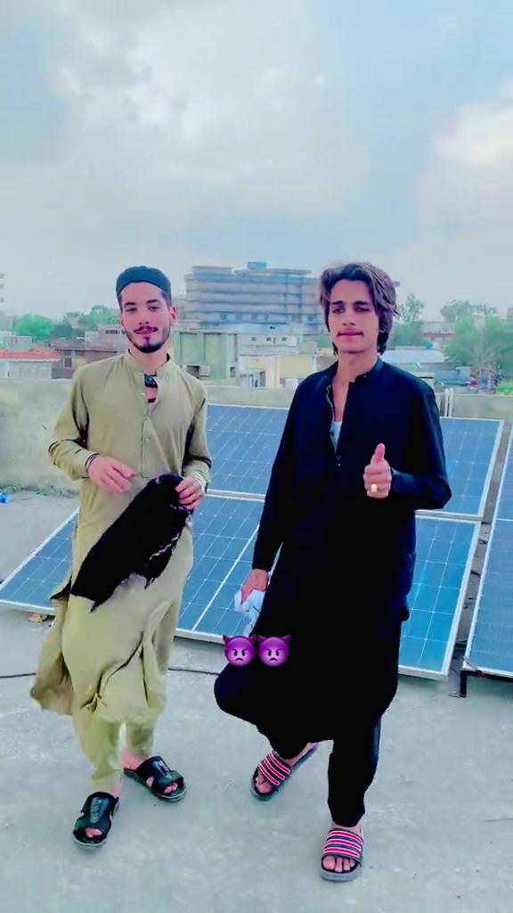@👑Ҟʱḯ𝒛𝚊ℝ 302🦁